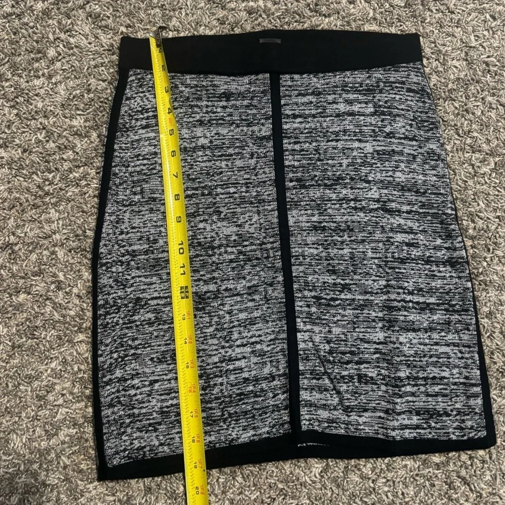 SKIRT OF Ann Taylor , Black and Gray Pencil Skirt